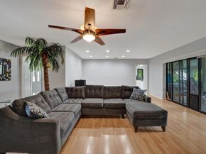 4761 SW 72nd Ave, Davie FL 33314