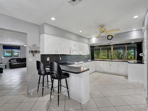 4761 SW 72nd Ave, Davie FL 33314