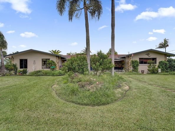 4761 SW 72nd Ave, Davie FL 33314