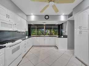 4761 SW 72nd Ave, Davie FL 33314