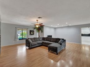 4761 SW 72nd Ave, Davie FL 33314