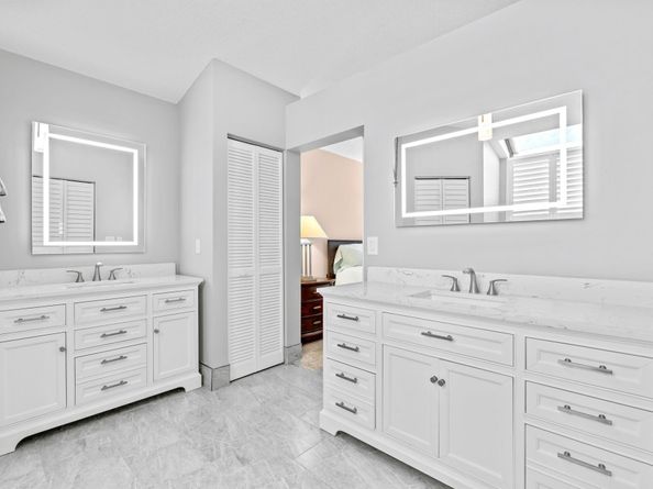 8486 Heather Pl, Boynton Beach FL 33472