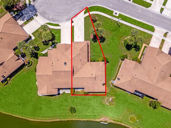 8486 Heather Pl, Boynton Beach FL 33472