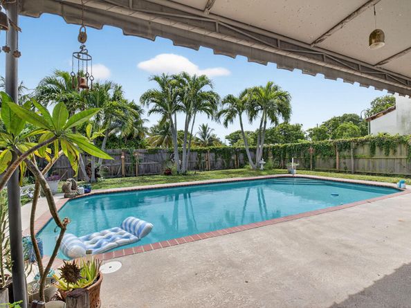 205 Dartmouth Drive, Lake Worth Beach FL 33460