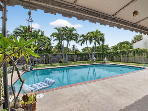 205 Dartmouth Drive, Lake Worth Beach FL 33460