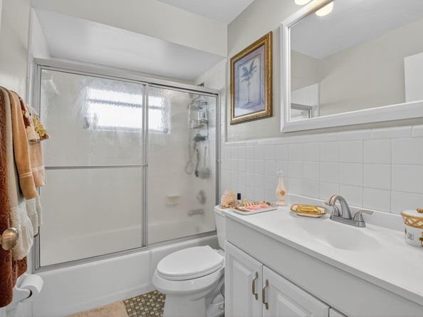 205 Dartmouth Drive, Lake Worth Beach FL 33460