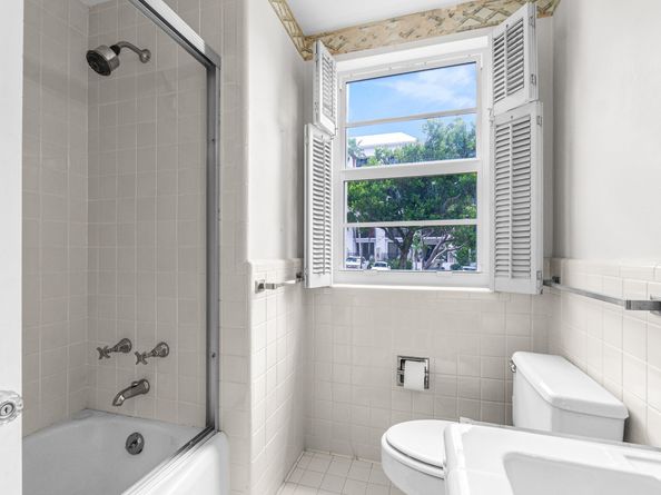 100 N Ocean Boulevard 105, Delray Beach FL 33483