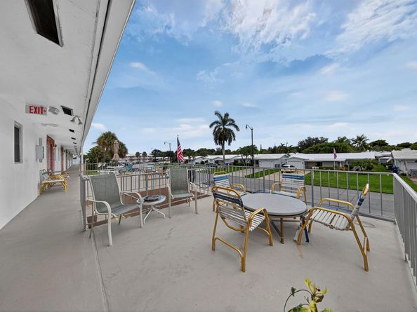 251 S Golf Boulevard 287, Pompano Beach FL 33064