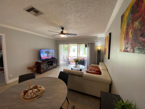 1040 N Palm Lane C, Delray Beach FL 33445