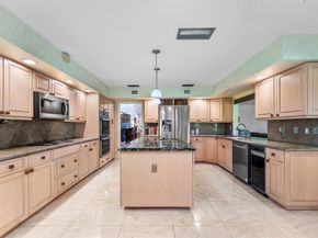 6599 Eastpointe Pines Street, Palm Beach Gardens FL 33418