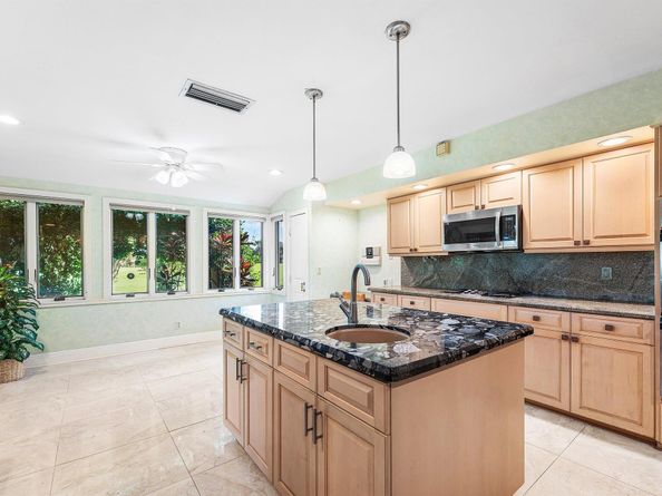 6599 Eastpointe Pines Street, Palm Beach Gardens FL 33418