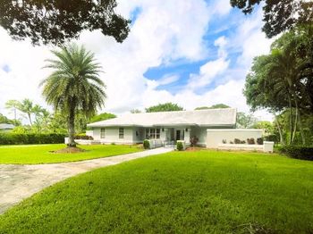 14183 Greentree Trl