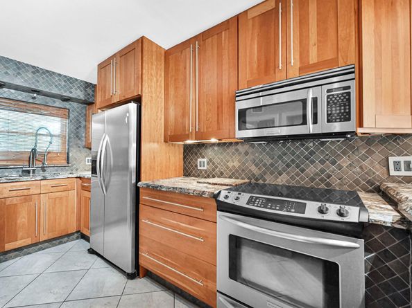 1775 N Andrews Sq 308W, Fort Lauderdale FL 33311