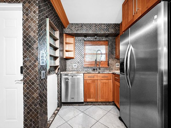 1775 N Andrews Sq 308W, Fort Lauderdale FL 33311