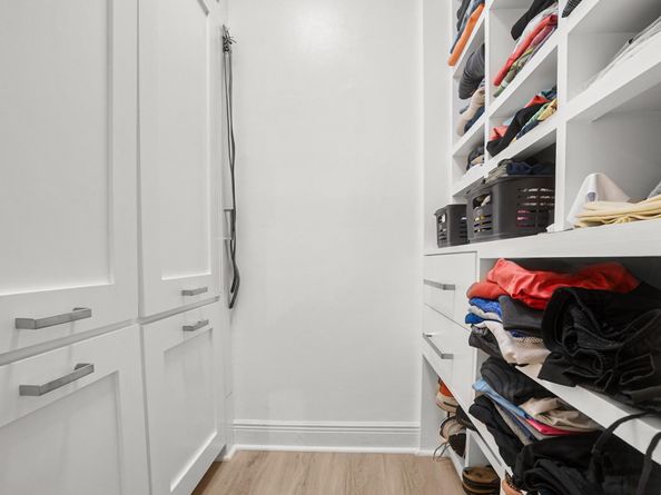 410 Lakeview Dr 104, Weston FL 33326