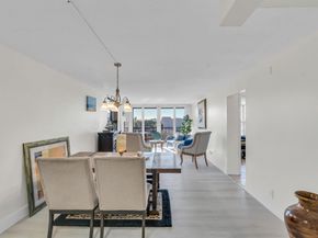 4 Royal Palm Way 601, Boca Raton FL 33432