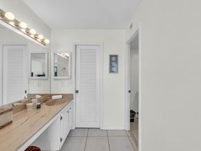 4 Royal Palm Way 601, Boca Raton FL 33432