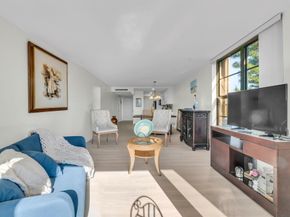 4 Royal Palm Way 601, Boca Raton FL 33432