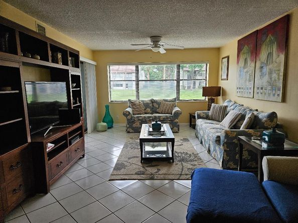 7706 Tahiti Lane 103, Lake Worth FL 33467