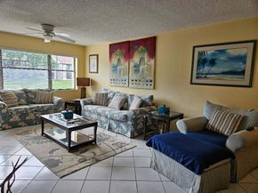 7706 Tahiti Lane 103, Lake Worth FL 33467