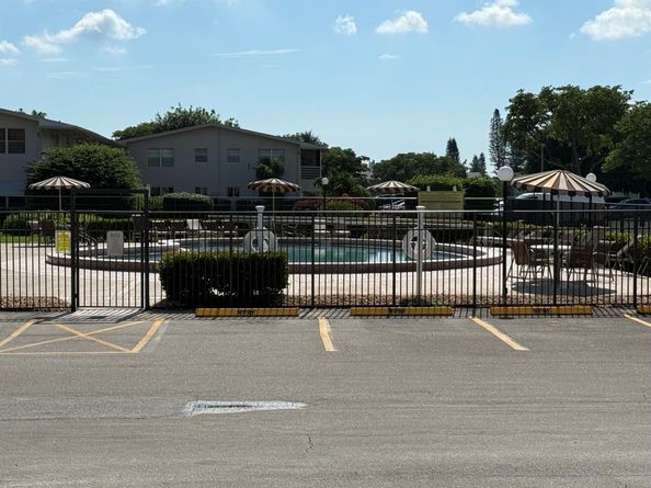 201 Cambridge I, West Palm Beach FL 33417