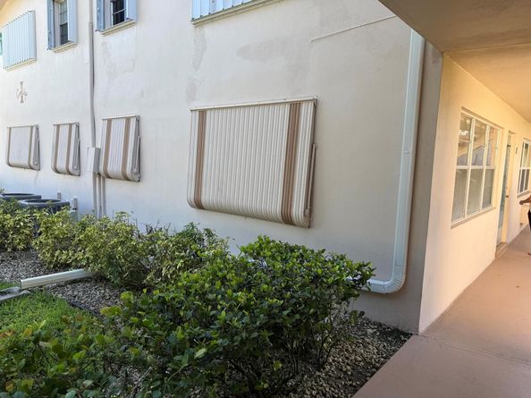 201 Cambridge I, West Palm Beach FL 33417