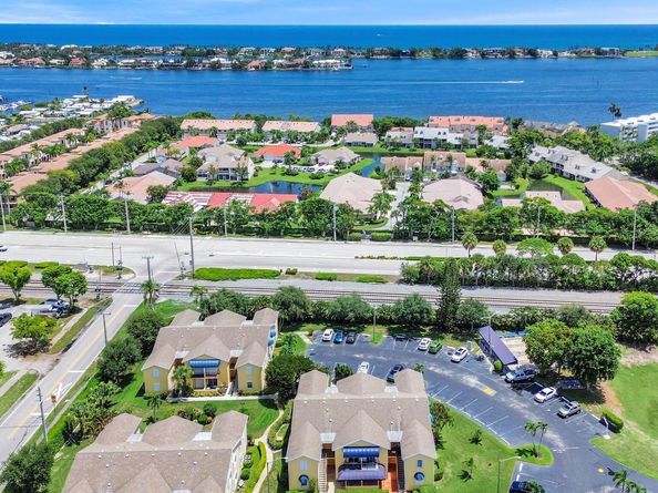 164 Waterside Drive, Hypoluxo FL 33462