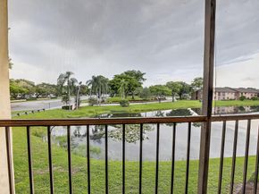 3905 N Nob Hill Rd 201, Sunrise FL 33351