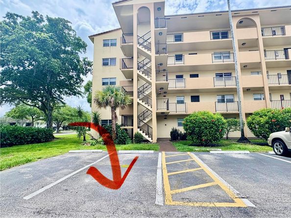 3905 N Nob Hill Rd 201, Sunrise FL 33351