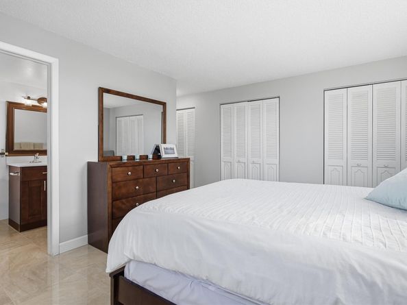 311 SE 3rd St 410, Dania Beach FL 33004