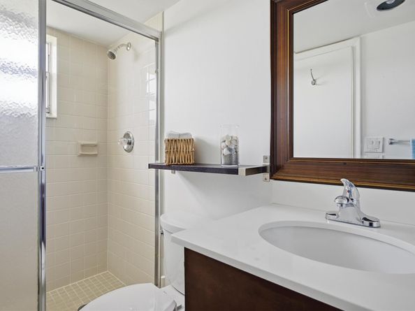 311 SE 3rd St 410, Dania Beach FL 33004