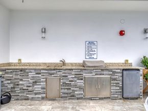 1 S Palmway 204, Lake Worth Beach FL 33460