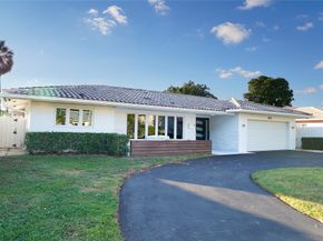 4841 NE 28th Ave, Fort Lauderdale FL 33308