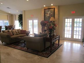 3310 Pinewalk Dr N 1812, Margate FL 33063