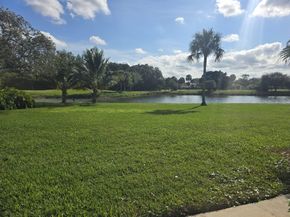 3310 Pinewalk Dr N 1812, Margate FL 33063