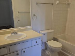 3310 Pinewalk Dr N 1812, Margate FL 33063