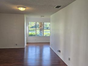 3310 Pinewalk Dr N 1812, Margate FL 33063