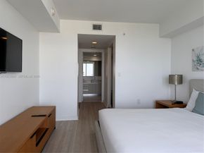 2602 E Hallandale Beach Boulevard R1910, Hallandale Beach FL 33009