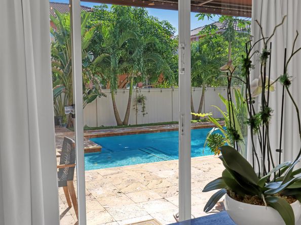 2227 Ridgewood Circle, Royal Palm Beach FL 33411