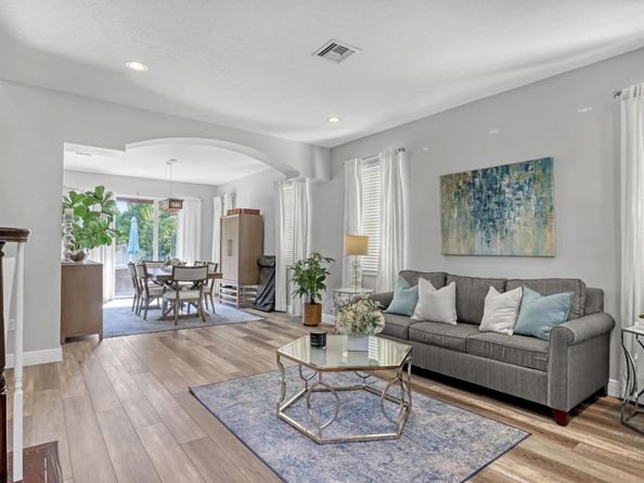 2227 Ridgewood Circle, Royal Palm Beach FL 33411