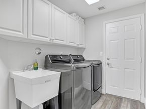 2227 Ridgewood Circle, Royal Palm Beach FL 33411
