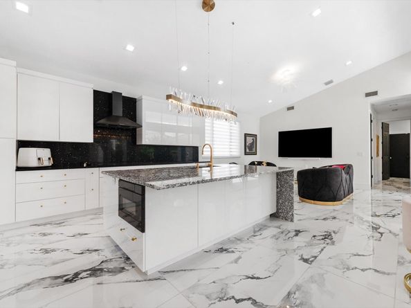 7614 La Corniche Circle, Boca Raton FL 33433