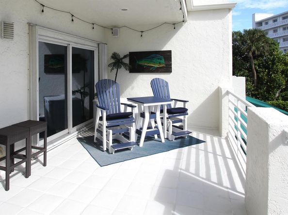 330 N Lake Drive, Lantana FL 33462
