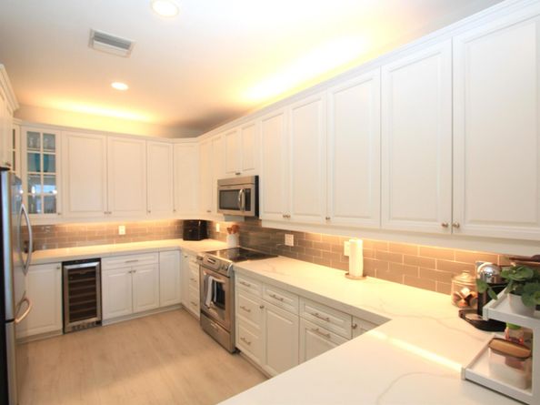330 N Lake Drive, Lantana FL 33462