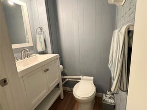 4201 Thomas St, Hollywood FL 33021