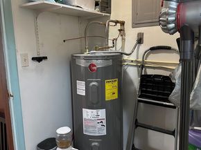 4201 Thomas St, Hollywood FL 33021