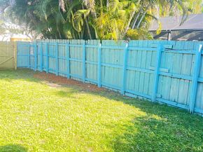 4201 Thomas St, Hollywood FL 33021