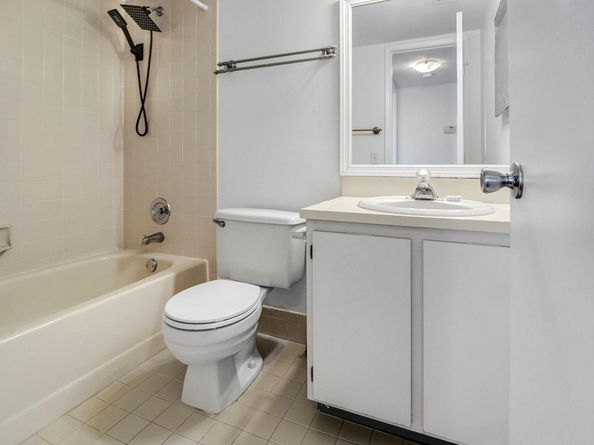 2230 N Cypress Bend Dr 504, Pompano Beach FL 33069