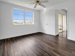 2230 N Cypress Bend Dr 504, Pompano Beach FL 33069