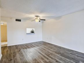 711 N Pine Island Rd 319, Plantation FL 33324